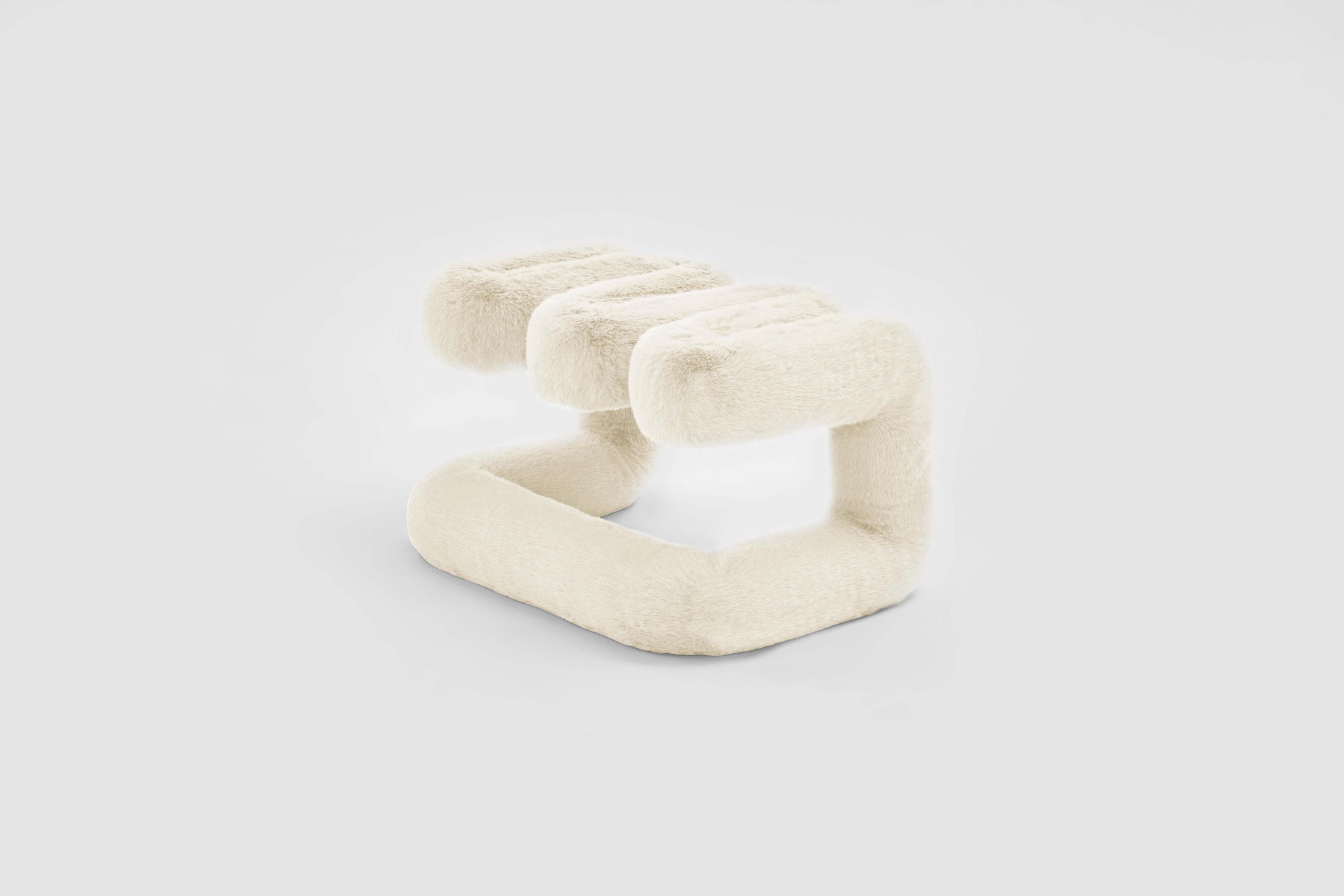 36.5°C - Stool - artamore