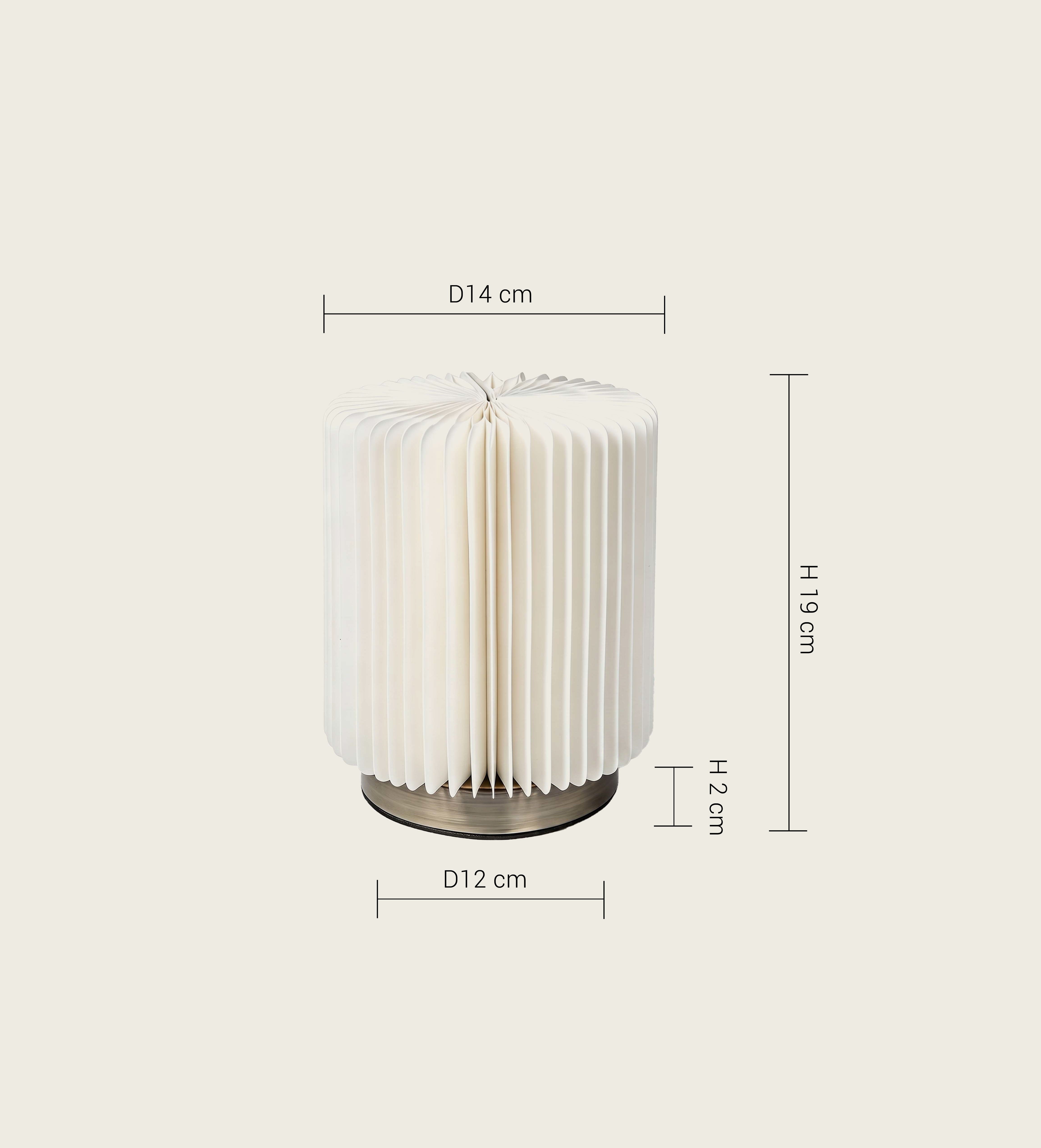 Technical specifications and dimensions of the artamore Bamboo Zen Desk Lamp, detailing its 19 by 14 centimeter open form and ultra-thin 3 centimeter folded state.