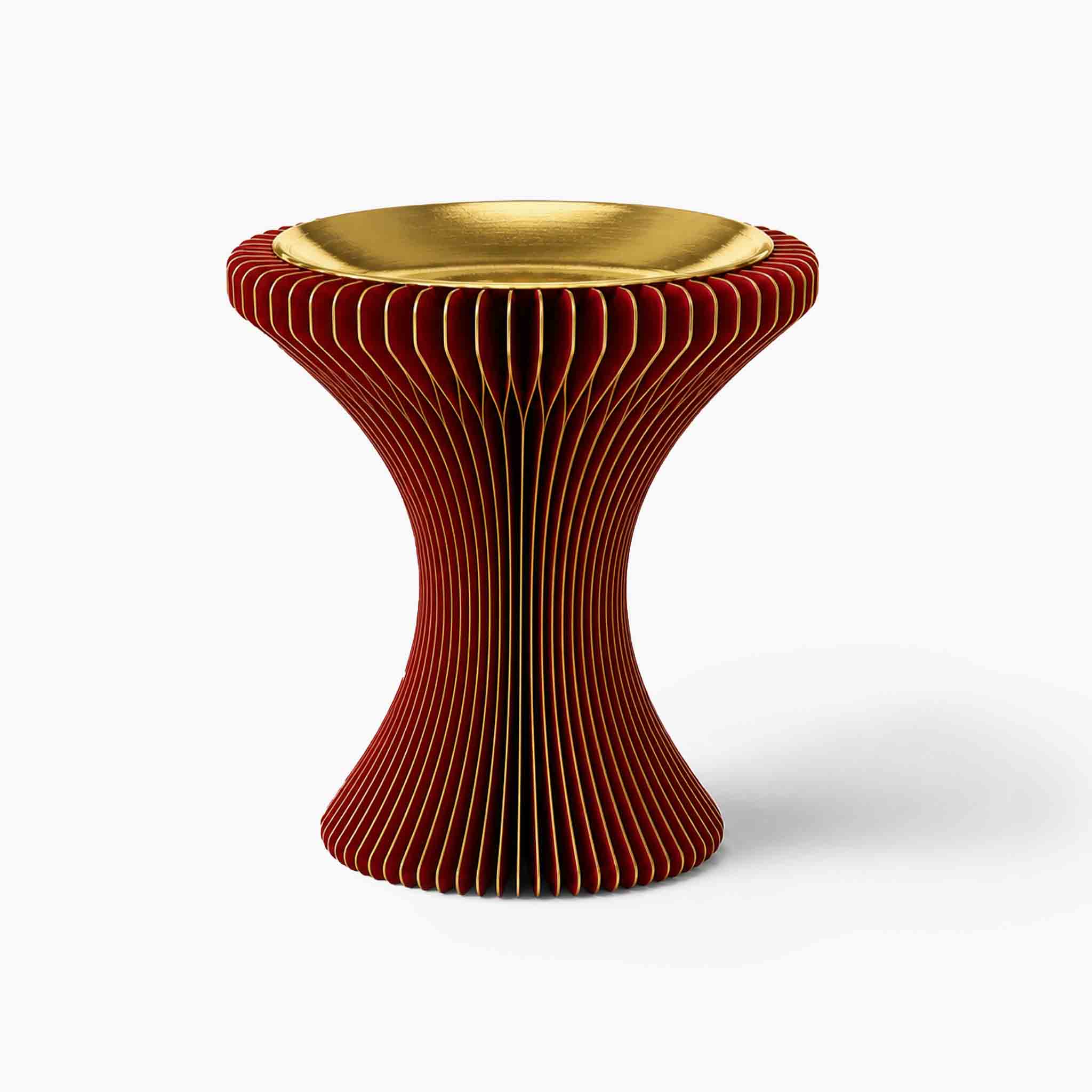 Luxury gilded tray display stand in red kraft paper with golden tray by ARTAMORE.