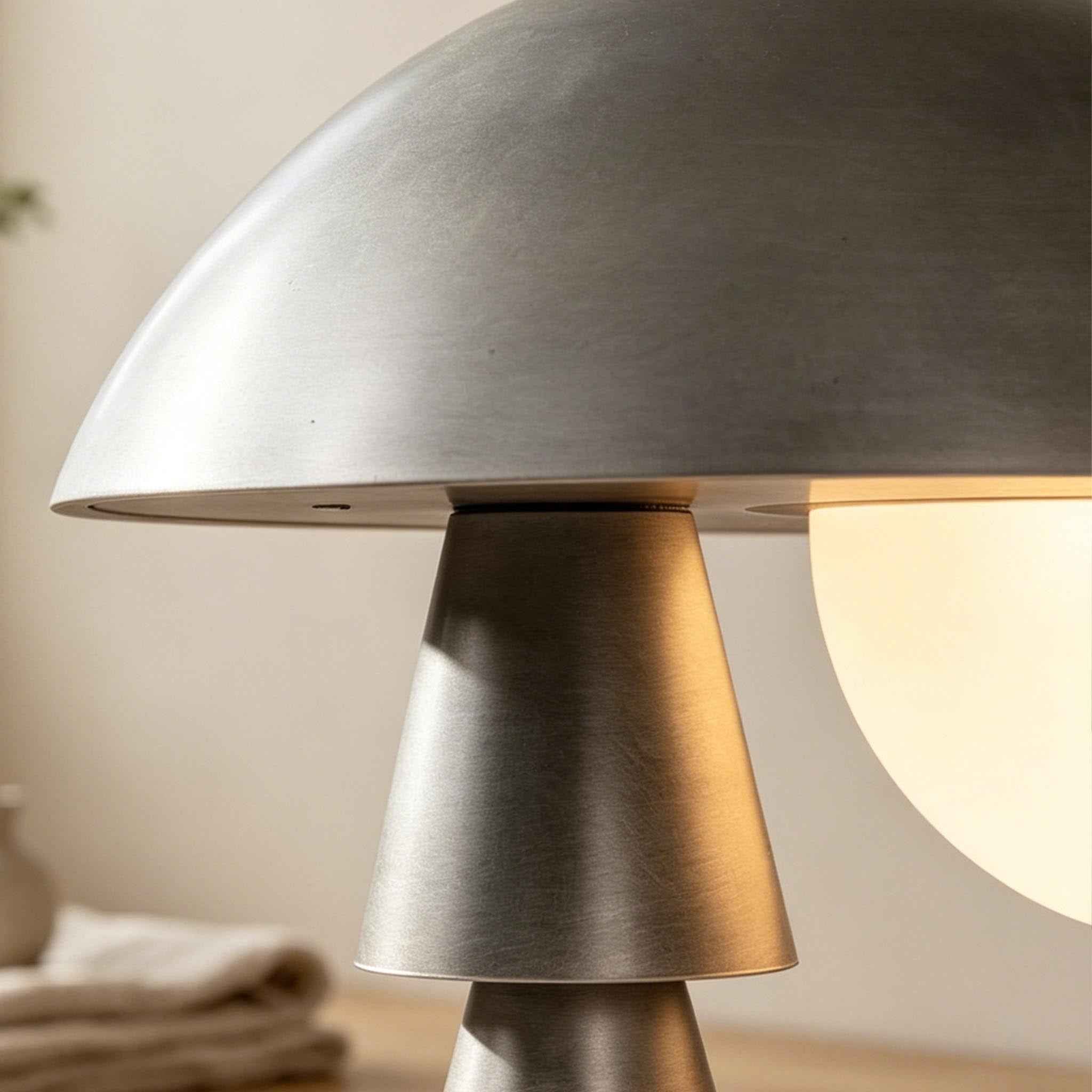 Metal Creative Table Lamp
